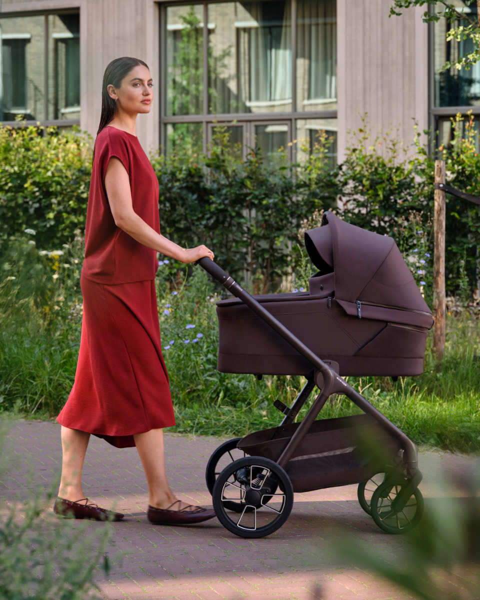 Maxi Cosi Oxford+ 2-in-1 Stroller with Carrycot 2027