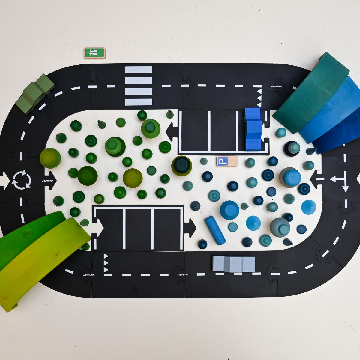Waytoplay Expressway Medium Road Set – Flexible Spielstraße für Kinder, 16-teilig