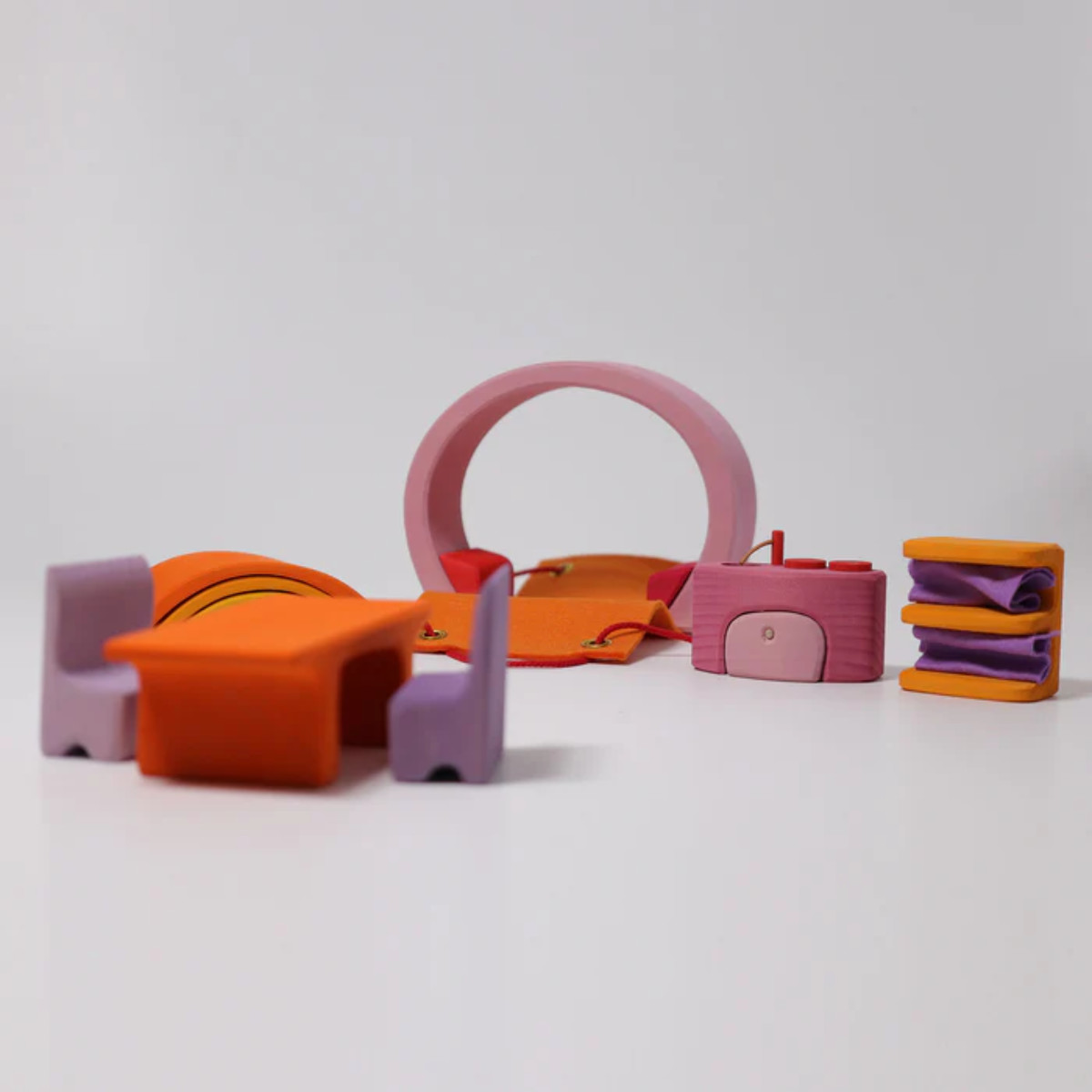 Grimm’s Bauhaus-Puppenhaus To-Go