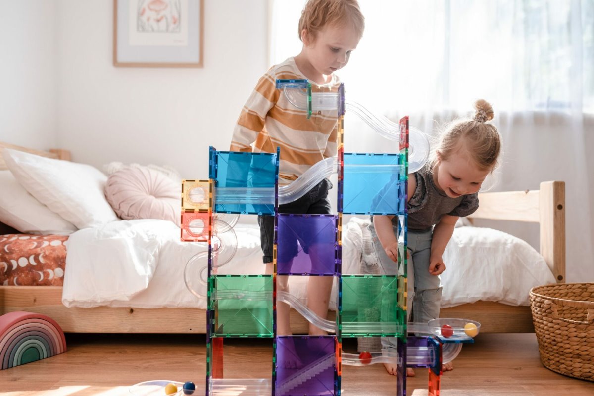 Connetix Magnetic Ball Run Rainbow Building Set - 92 Pieces